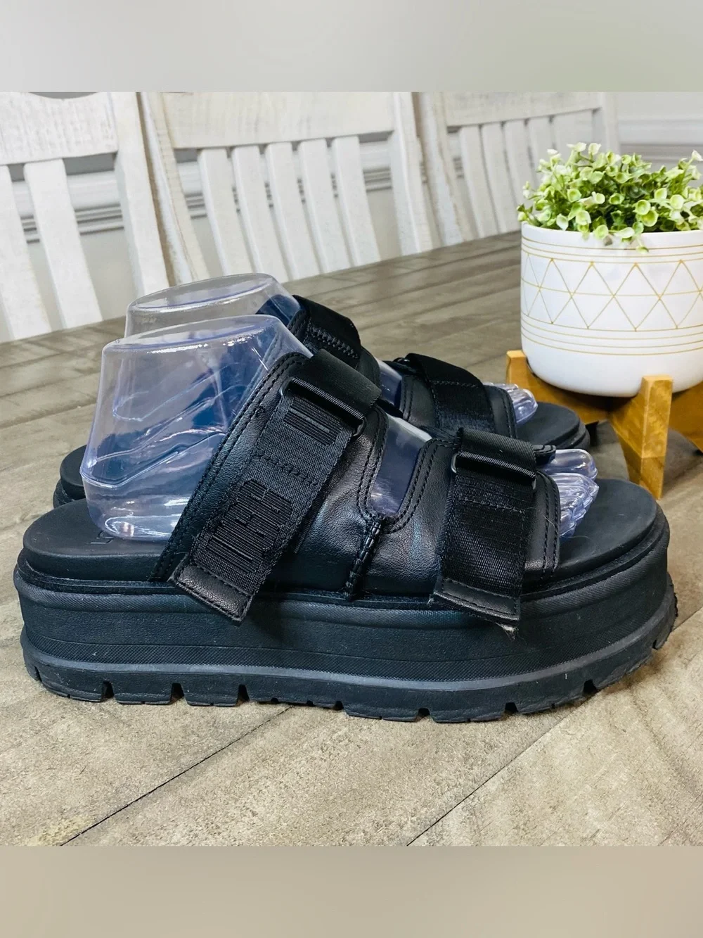 UGG Clem Black Platform Chunky Strappy Sandals Size 10